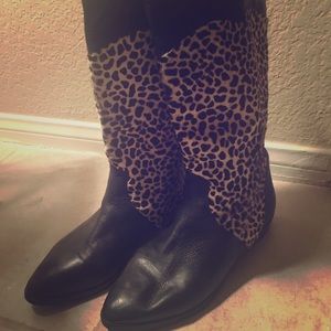Women’s unique leather/ fur boots